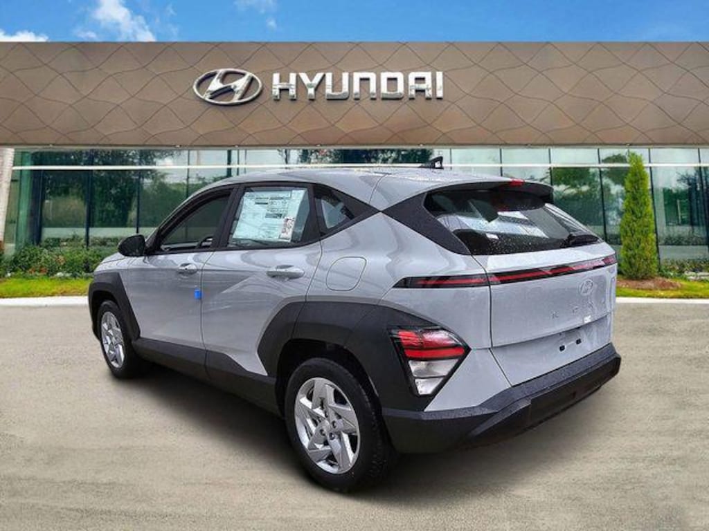 New 2026 Hyundai Kona SE FWD SUV