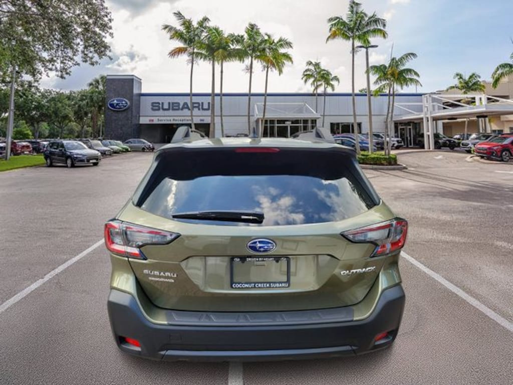 Used 2024 Subaru Outback Premium SUV
