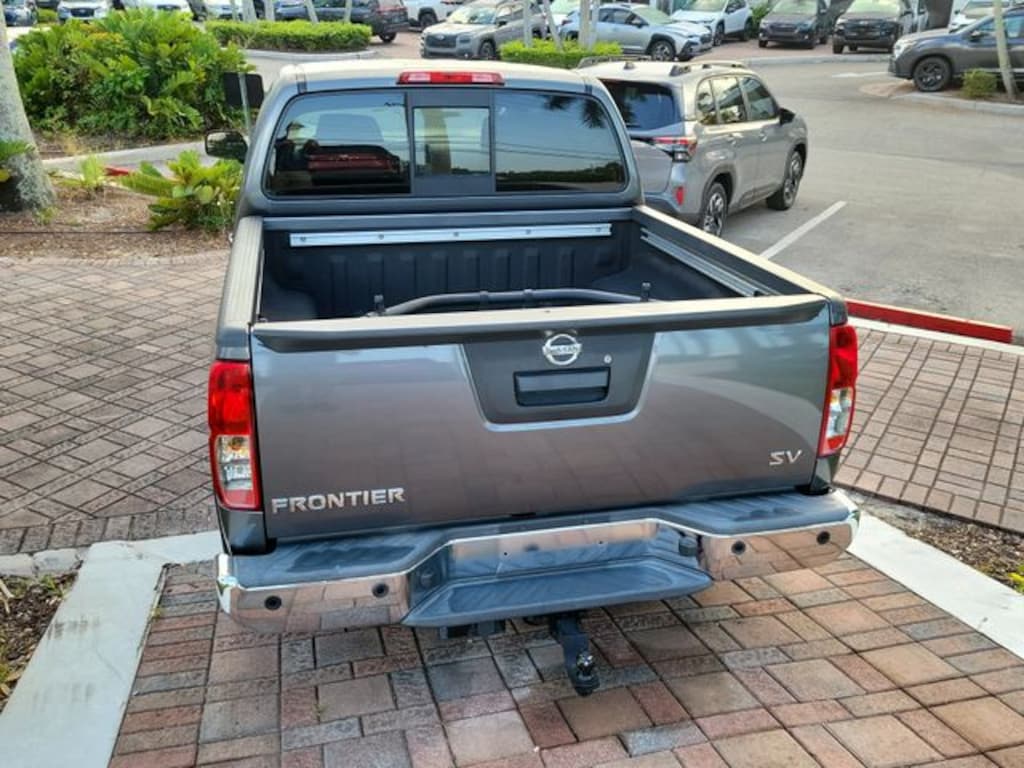 Used 2021 Nissan Frontier SV Truck Crew Cab