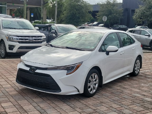 Used 2025 Toyota Corolla LE Sedan