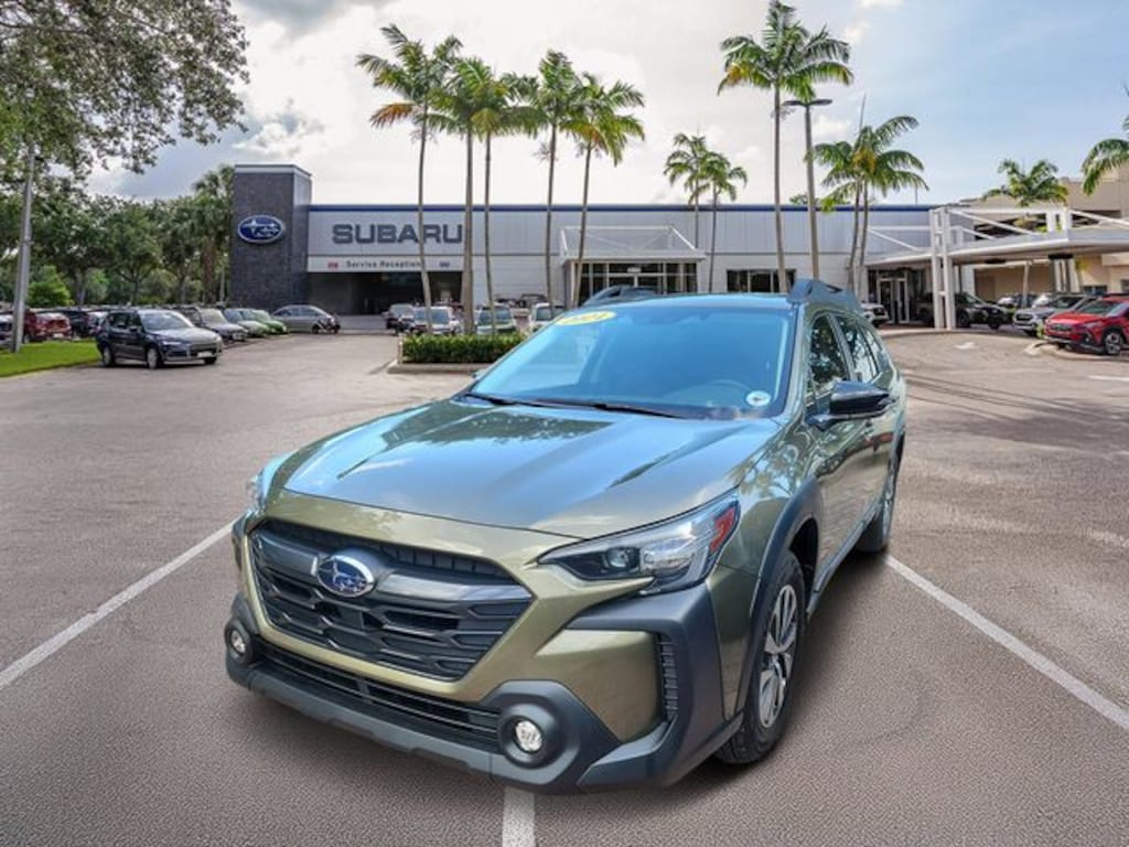 Used 2024 Subaru Outback Premium SUV