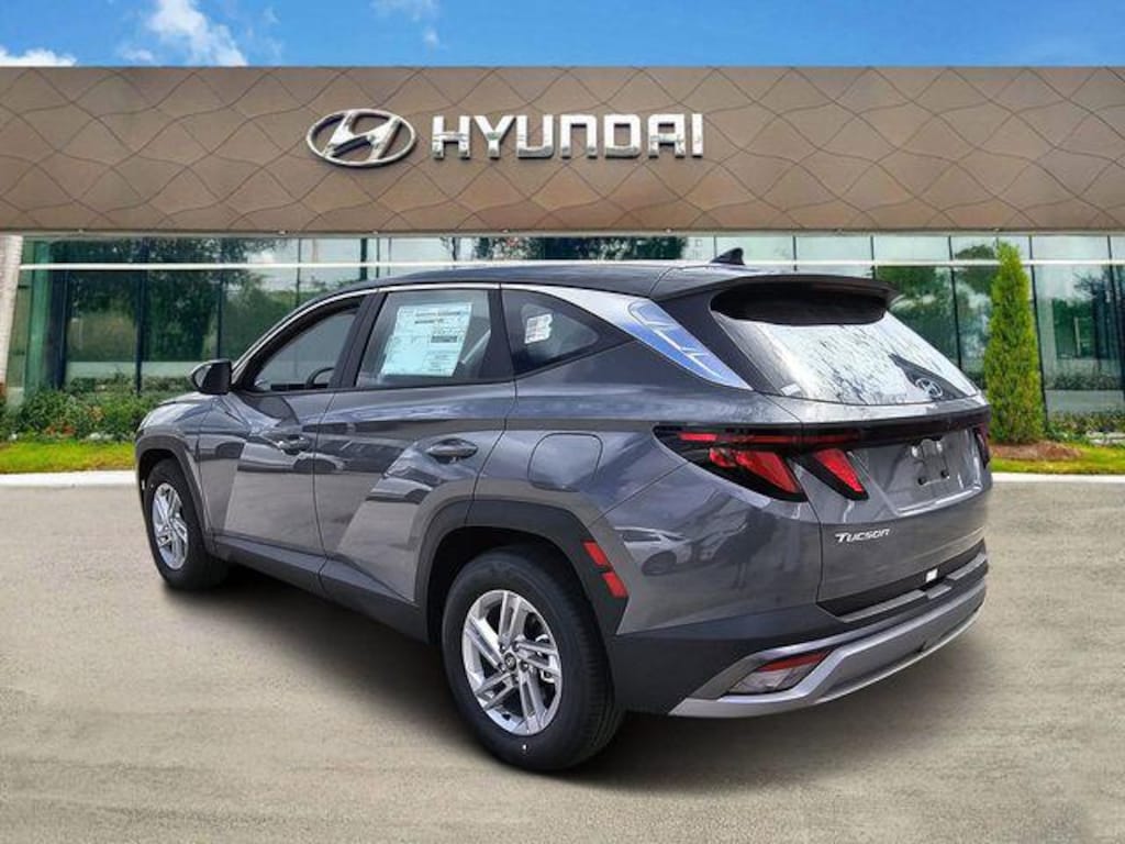 New 2026 Hyundai Tucson SE FWD SUV