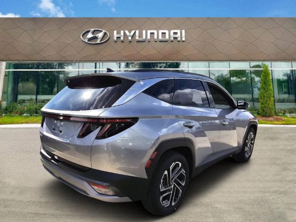 New 2026 Hyundai Tucson SEL Plus FWD SUV