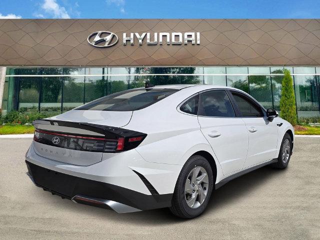 New 2026 Hyundai Sonata SE Sedan