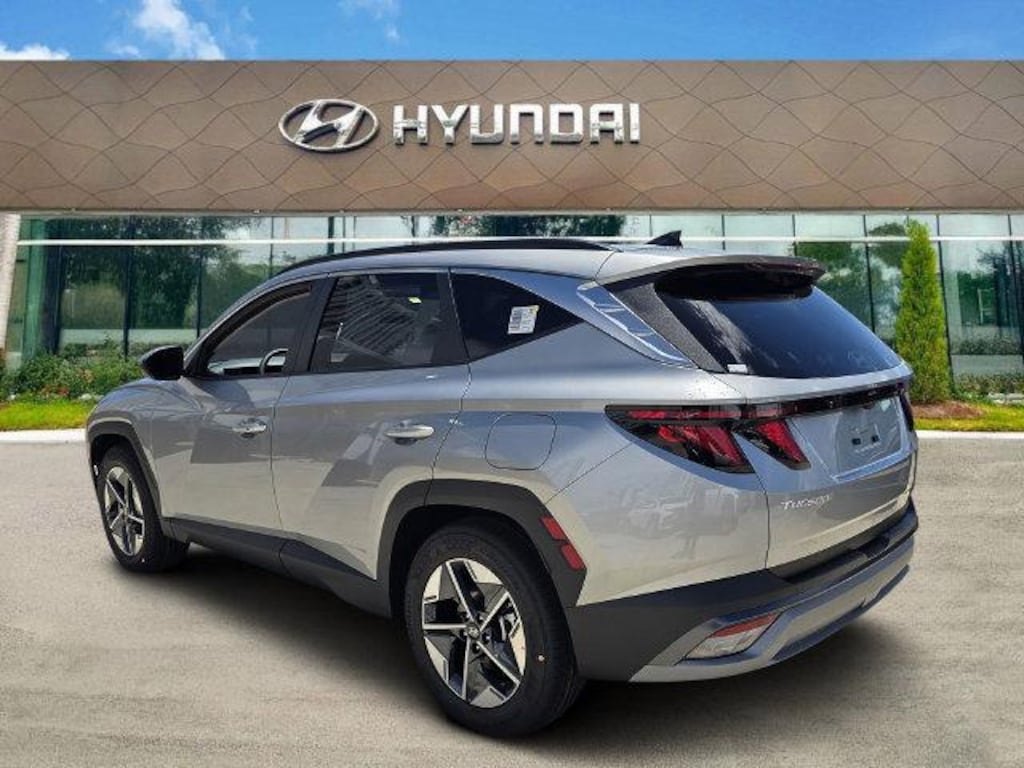 New 2026 Hyundai Tucson SEL Premium FWD SUV