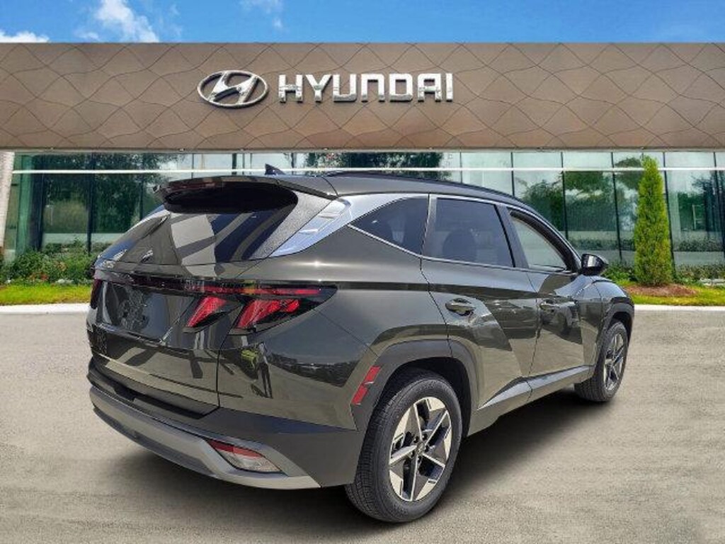 New 2026 Hyundai Tucson SEL FWD SUV