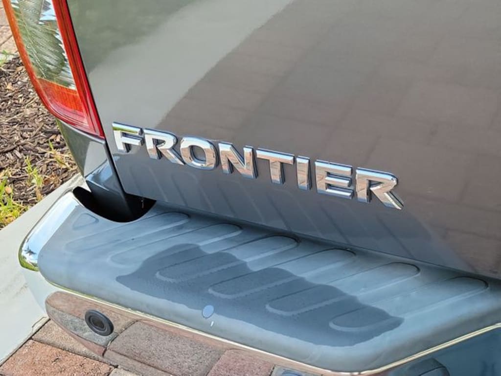 Used 2021 Nissan Frontier SV Truck Crew Cab