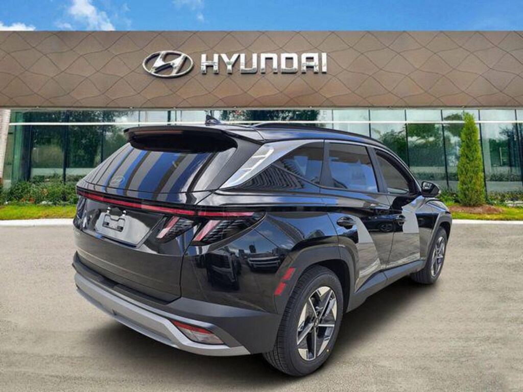 New 2026 Hyundai Tucson SEL FWD SUV