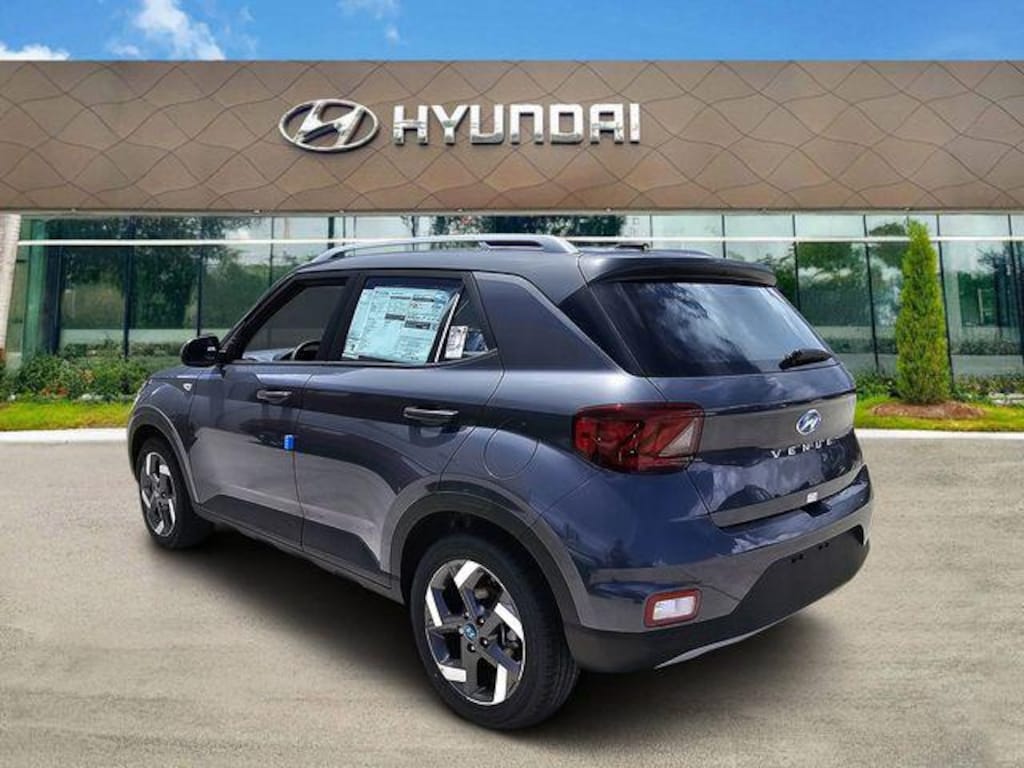 New 2026 Hyundai Venue SEL SUV