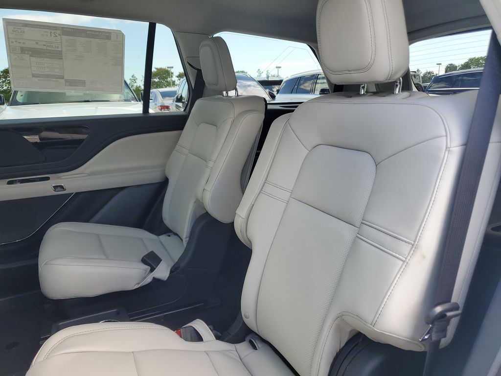 2026 Lincoln Aviator Premiere - Photo 12