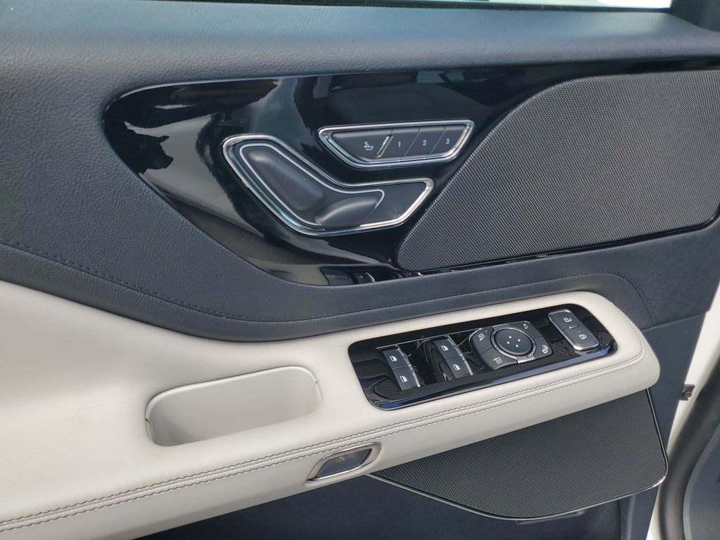 2026 Lincoln Aviator Premiere - Photo 20
