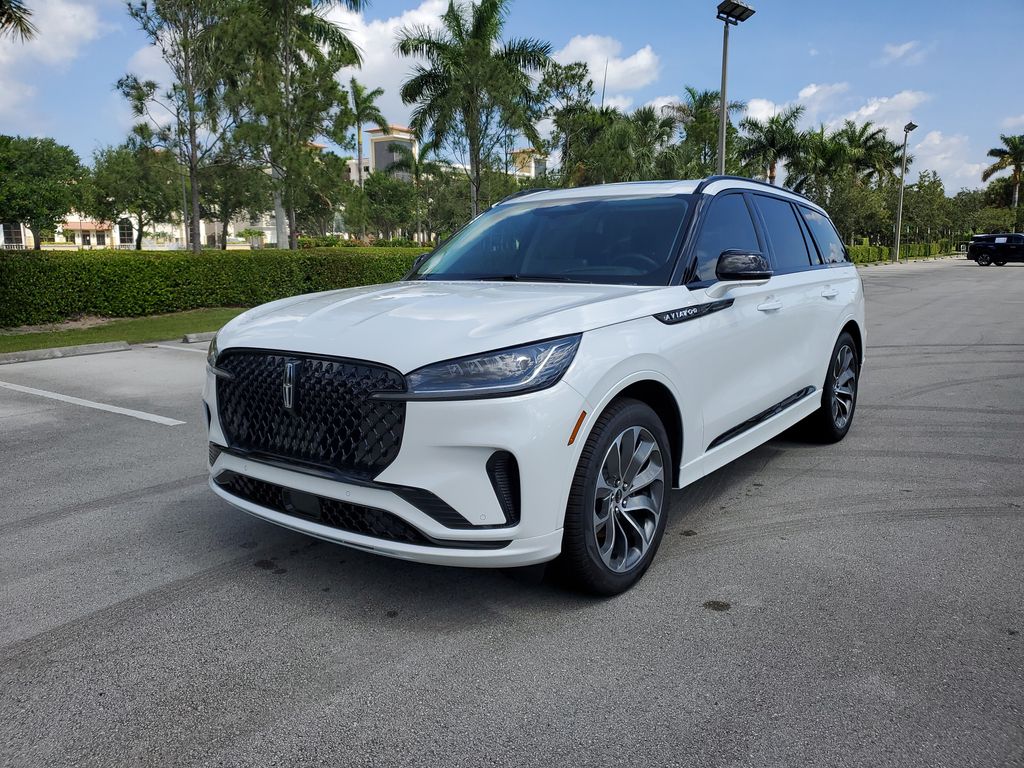 New 2026 Lincoln Aviator Premiere SUV