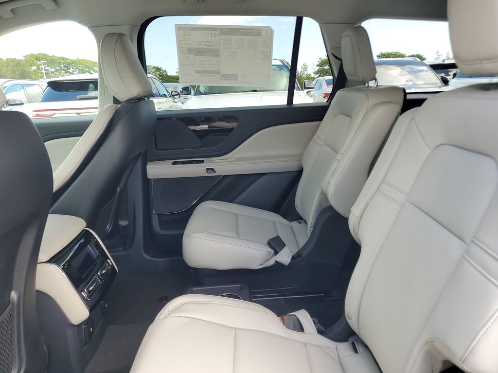 2026 Lincoln Aviator Premiere - Photo 11