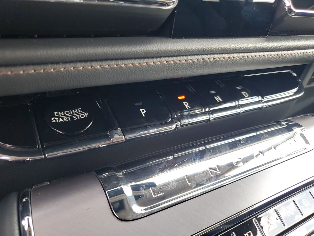 2025 Lincoln Aviator Premiere - Photo 30
