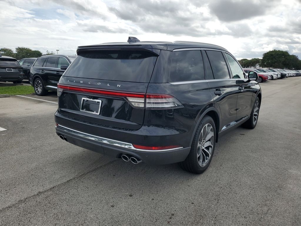 2025 Lincoln Aviator Premiere - Photo 4