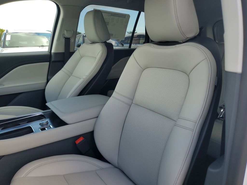 2026 Lincoln Aviator Premiere - Photo 23