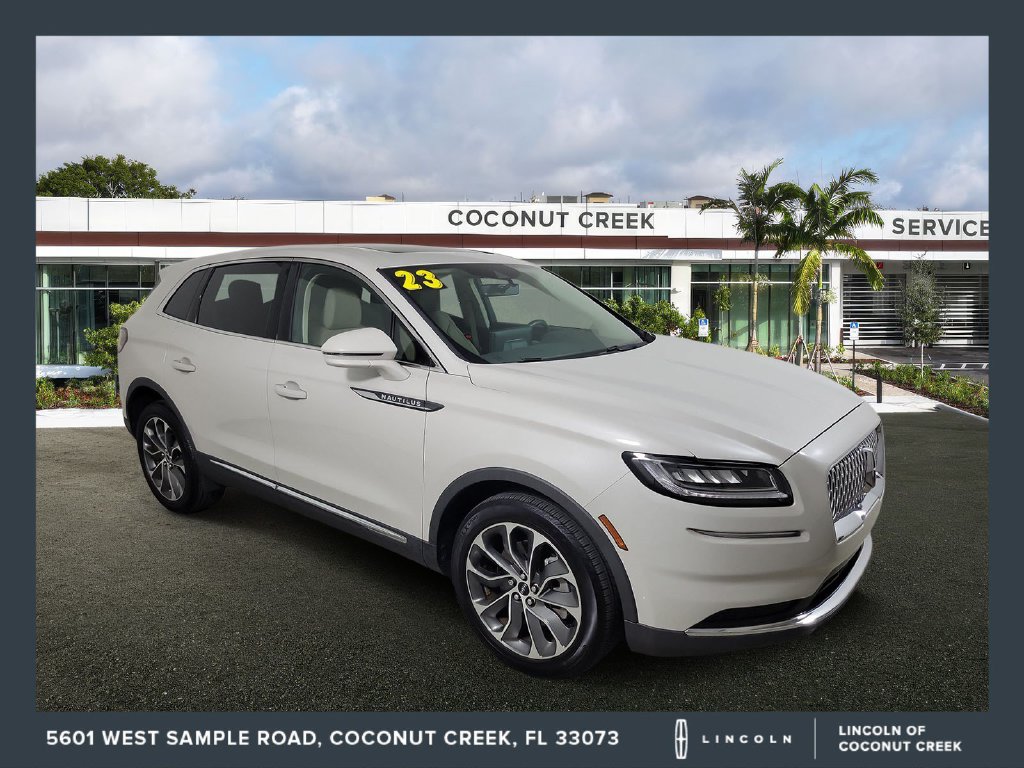  Lincoln Nautilus