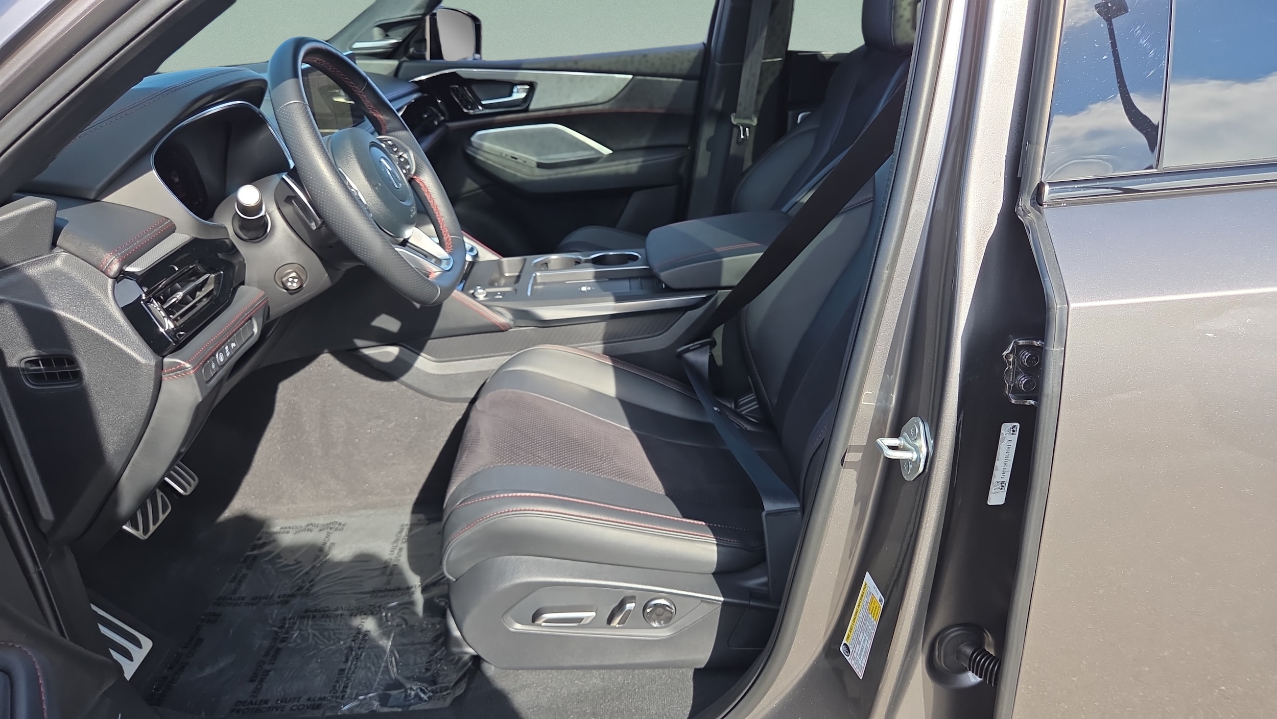 2025 Acura MDX A-Spec Package - Photo 10