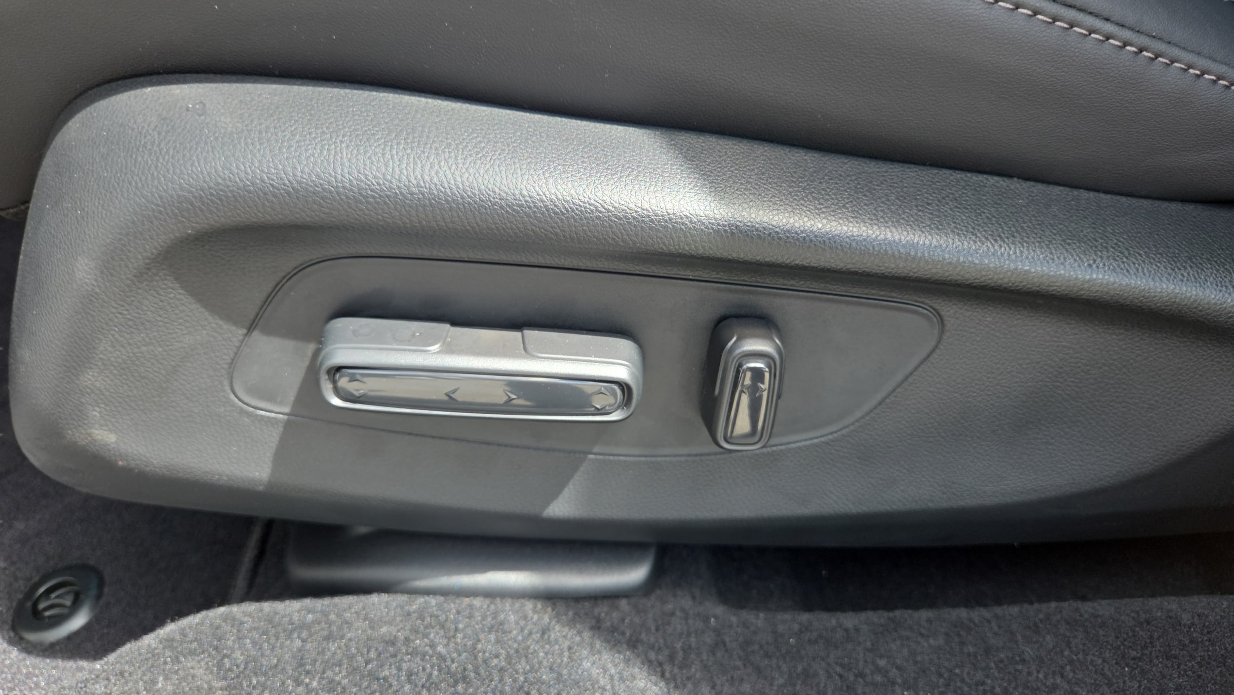 2026 Acura ADX Base - Photo 10
