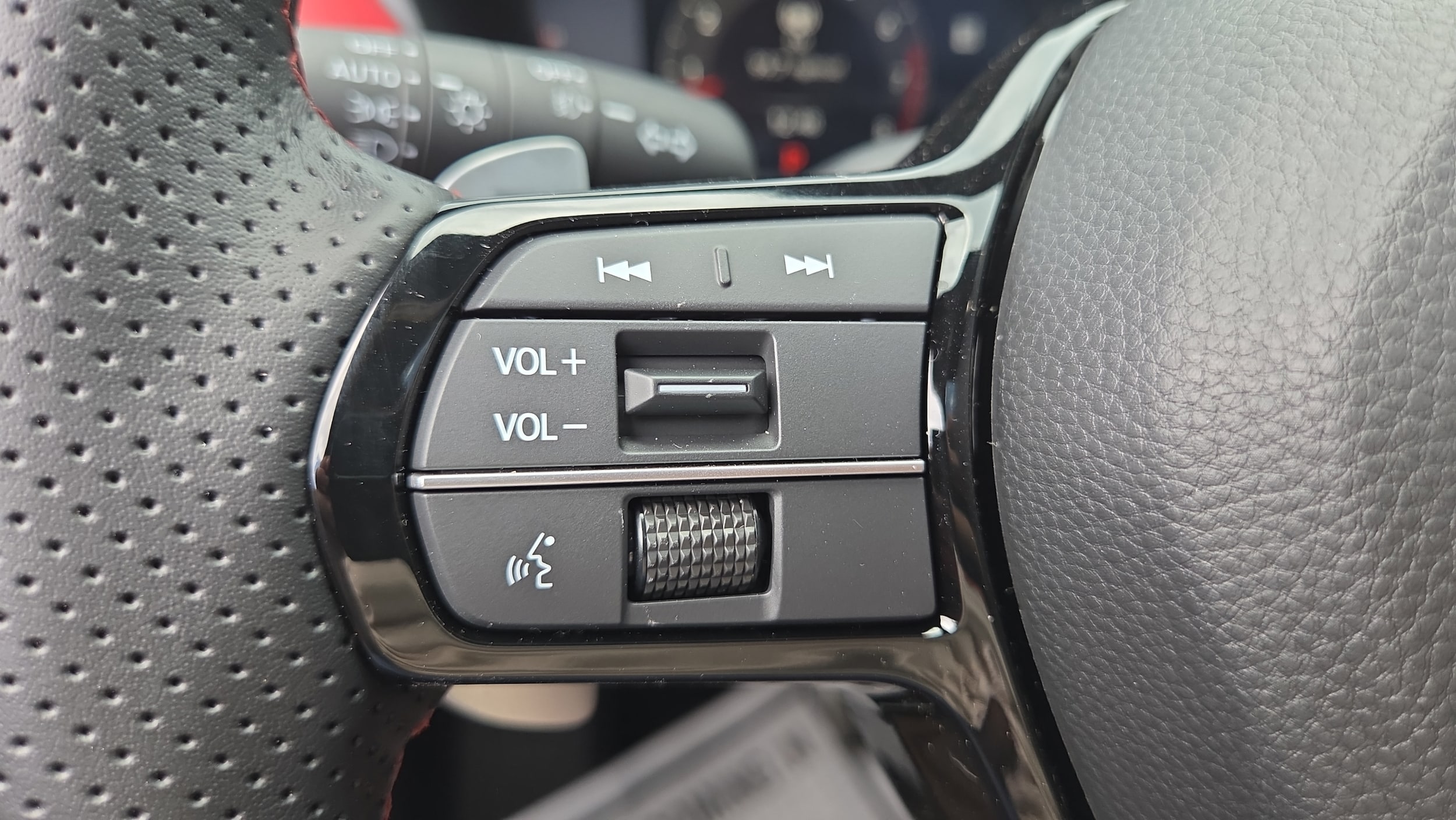 2026 Acura ADX A-Spec Package - Photo 23