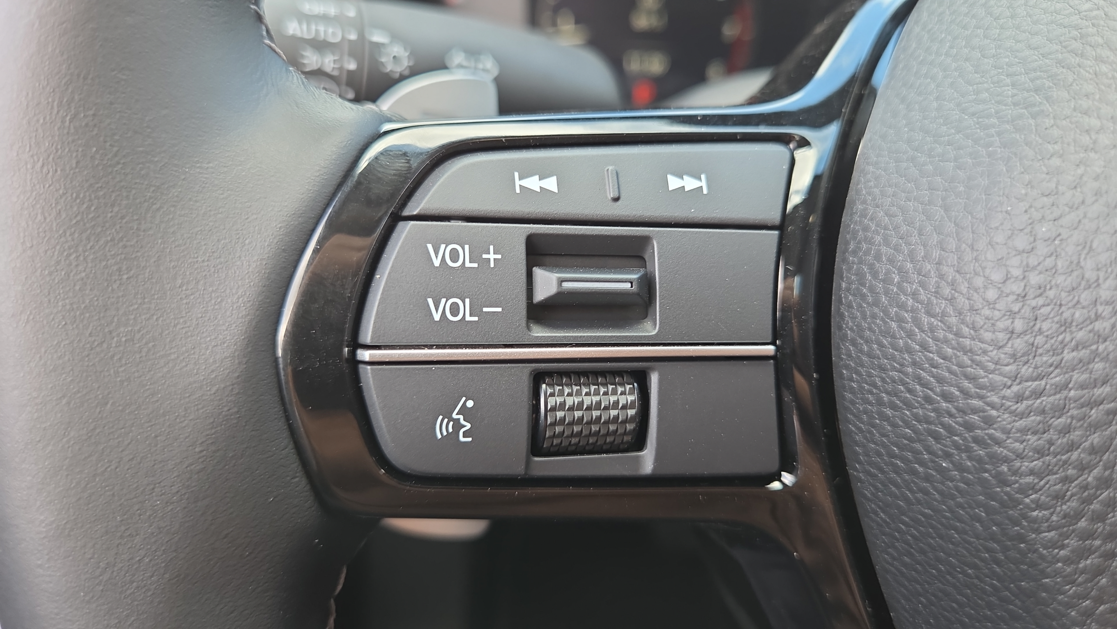 2026 Acura ADX Base - Photo 24