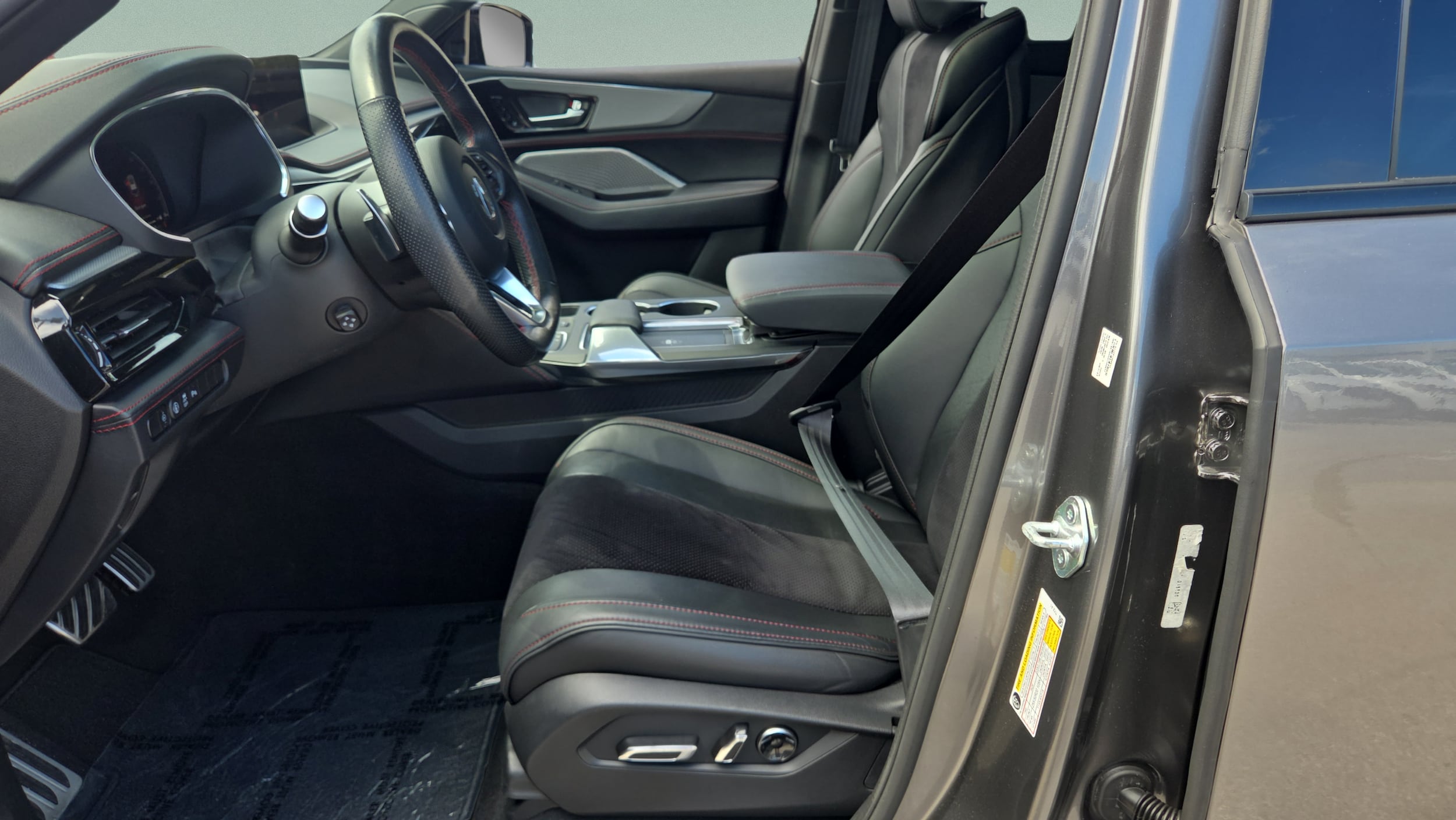 2022 Acura MDX A-Spec Package - Photo 10
