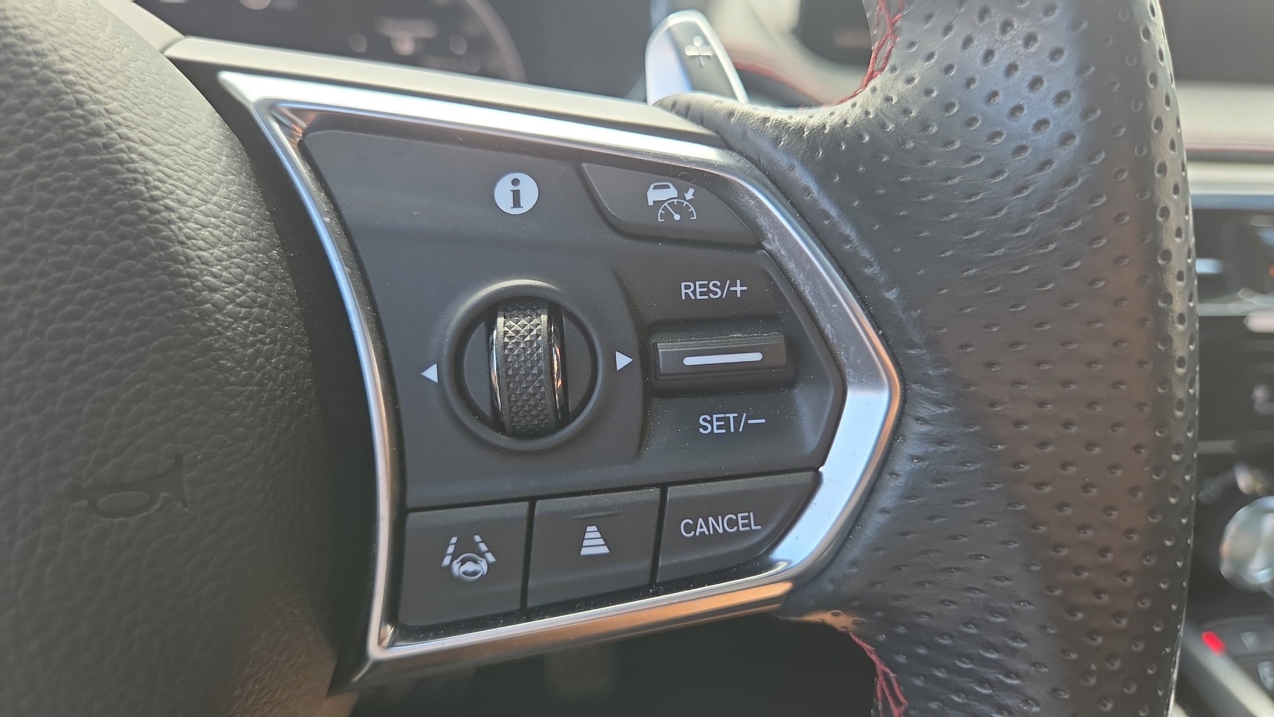 2022 Acura MDX A-Spec Package - Photo 25