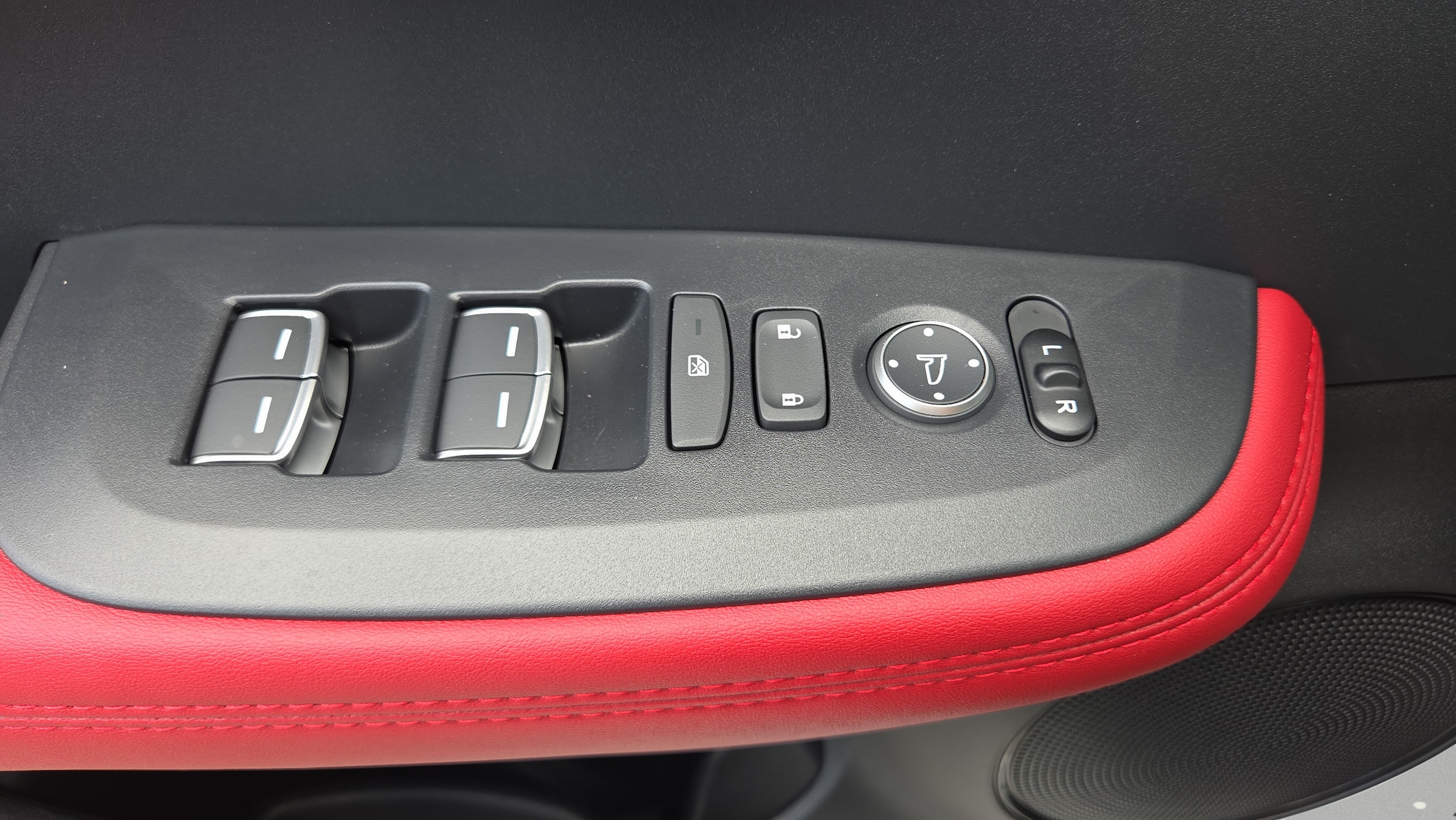 2026 Acura ADX A-Spec Package - Photo 33