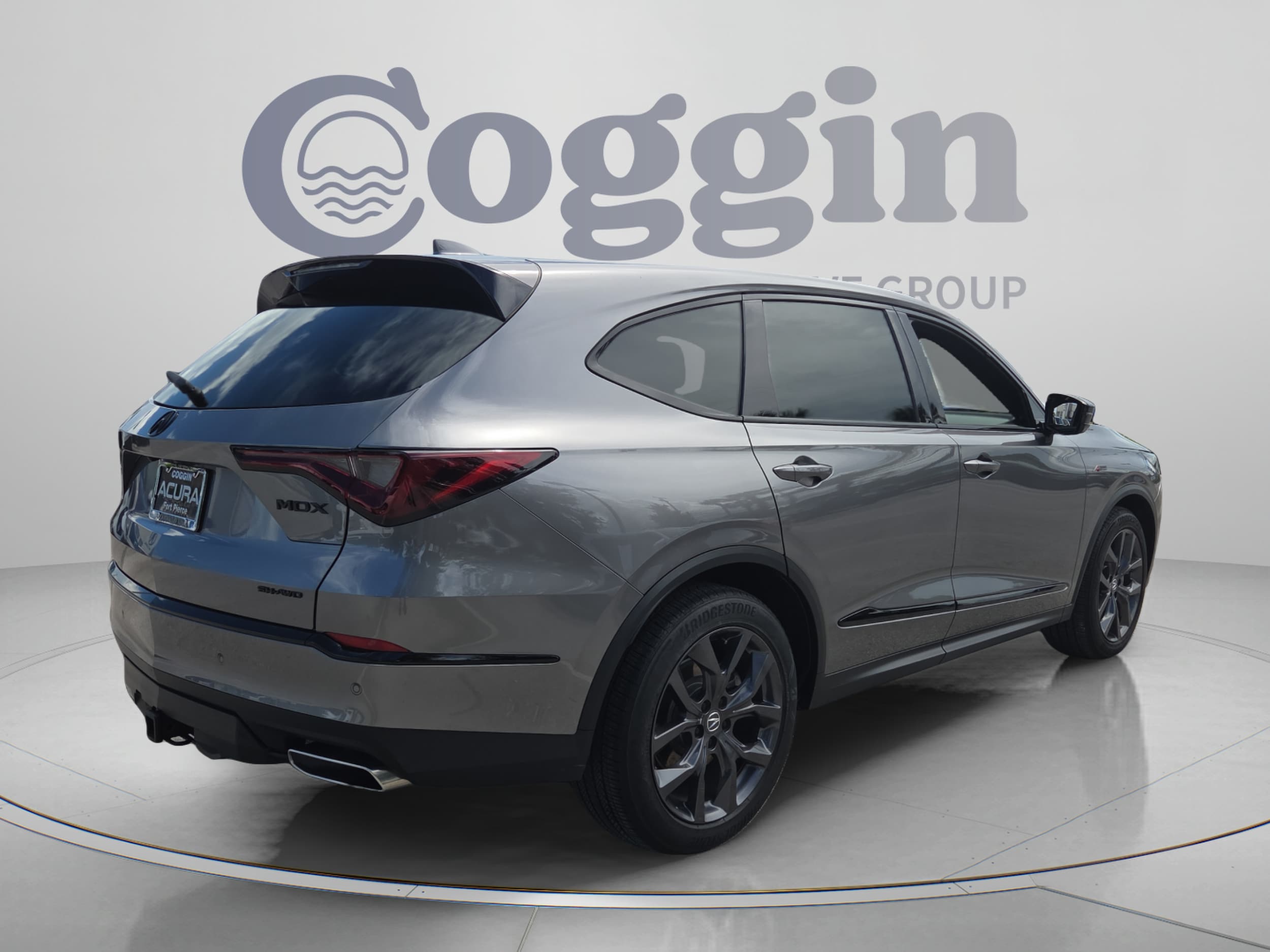 2022 Acura MDX A-Spec Package - Photo 6