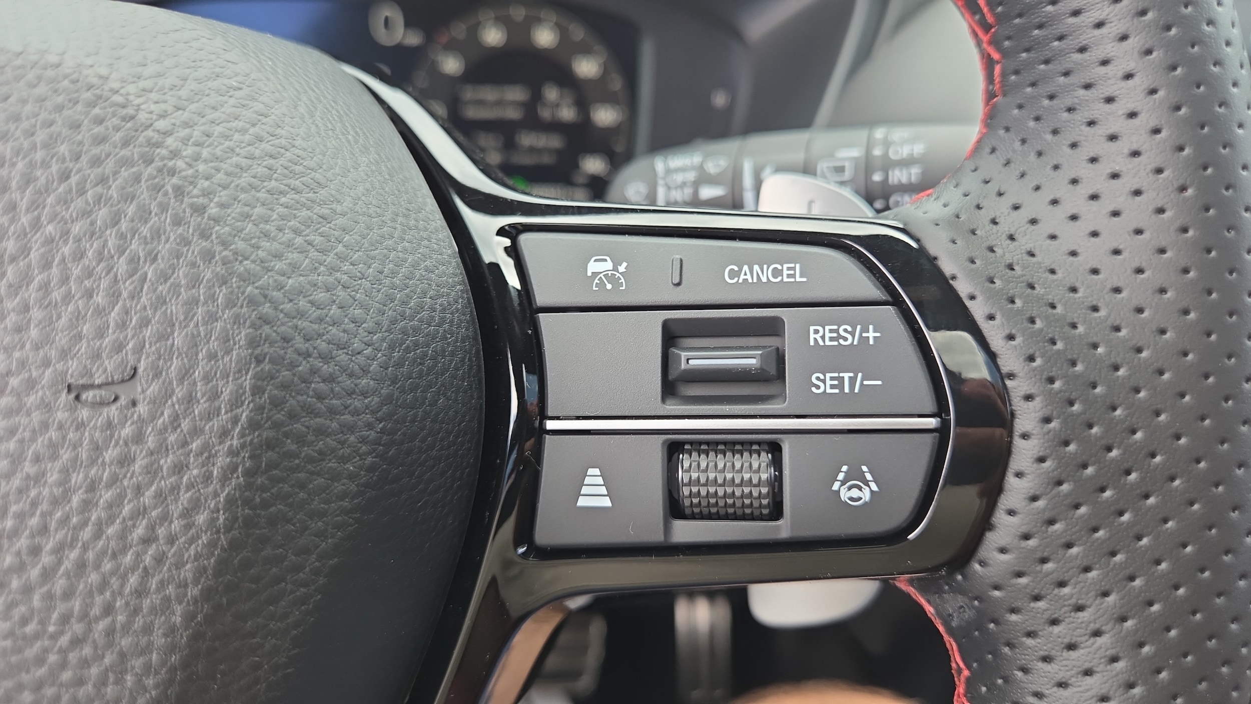 2026 Acura ADX A-Spec Package - Photo 24