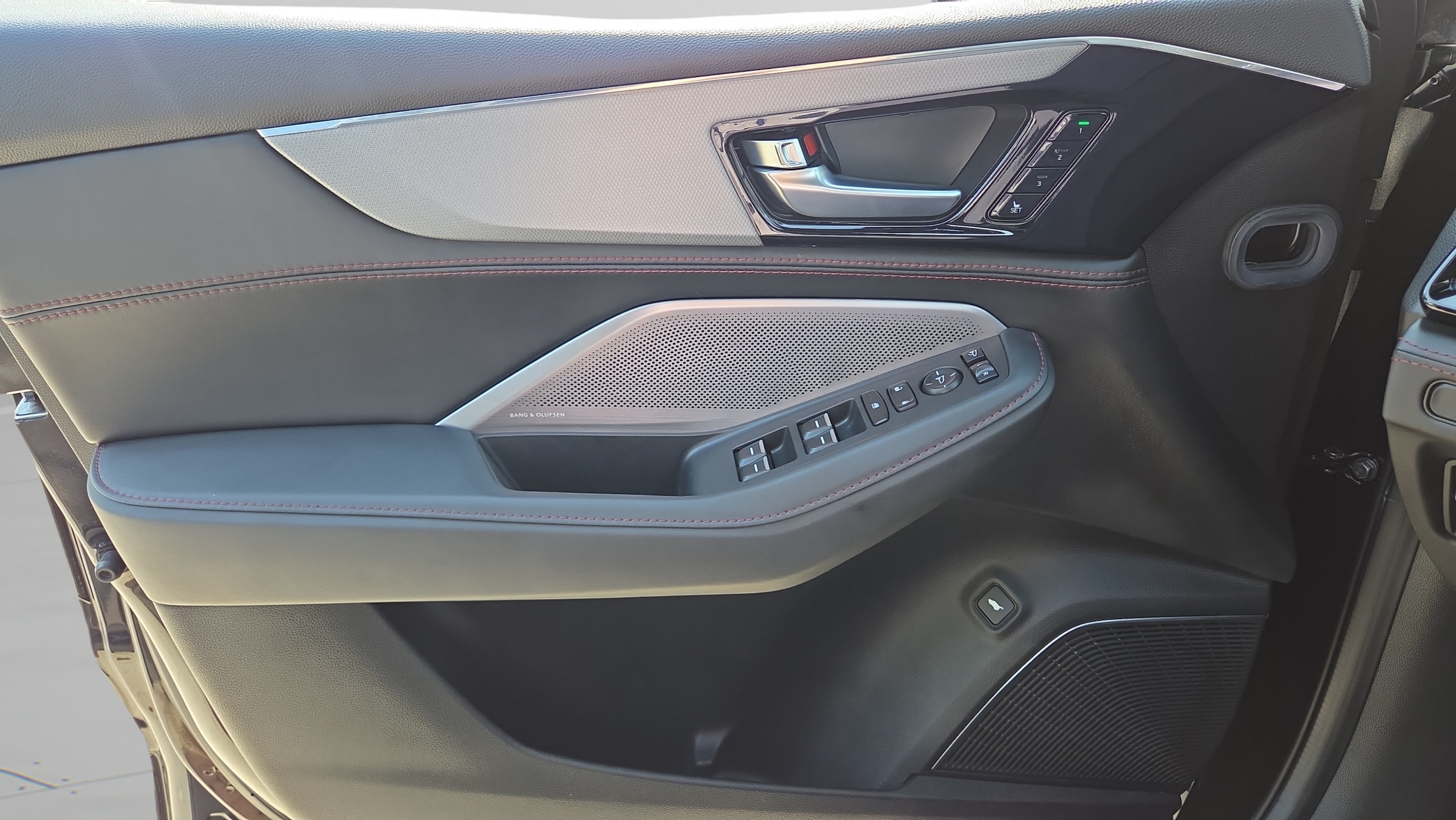 2026 Acura MDX A-Spec Package - Photo 35