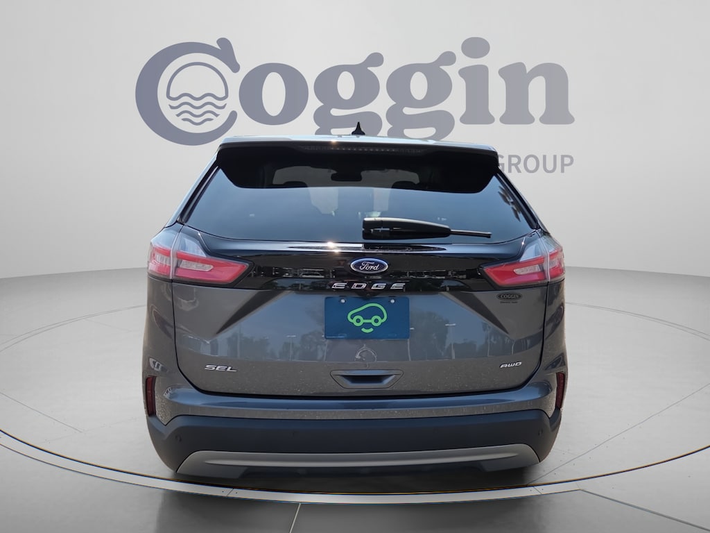 Used 2024 Ford Edge SEL SUV