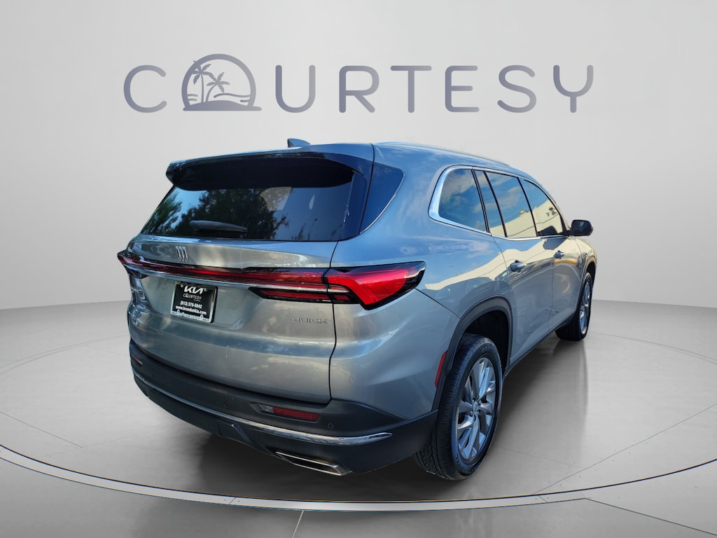 Used 2025 Buick Enclave Preferred SUV