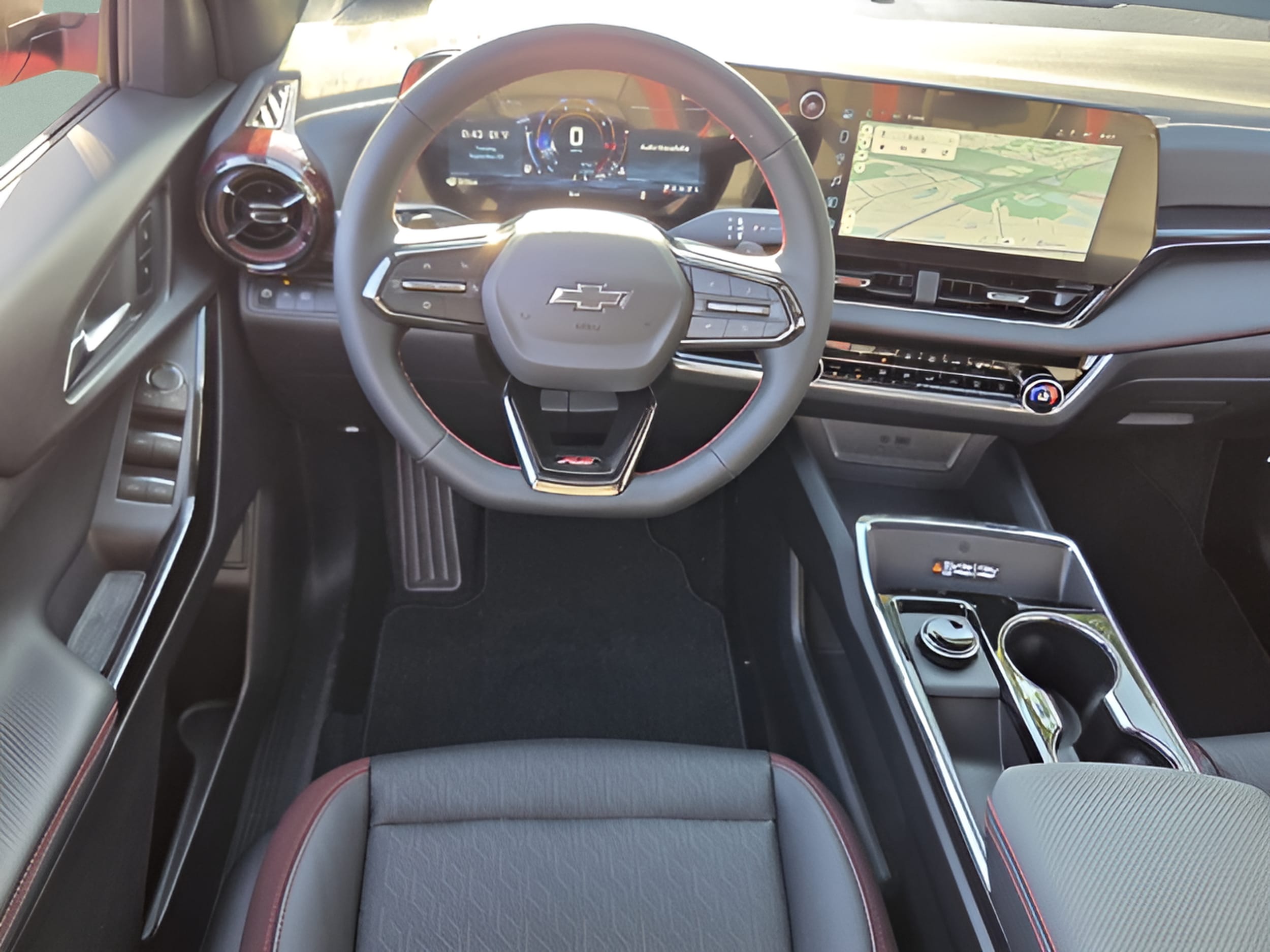 2027 Chevrolet Equinox RS - Photo 13