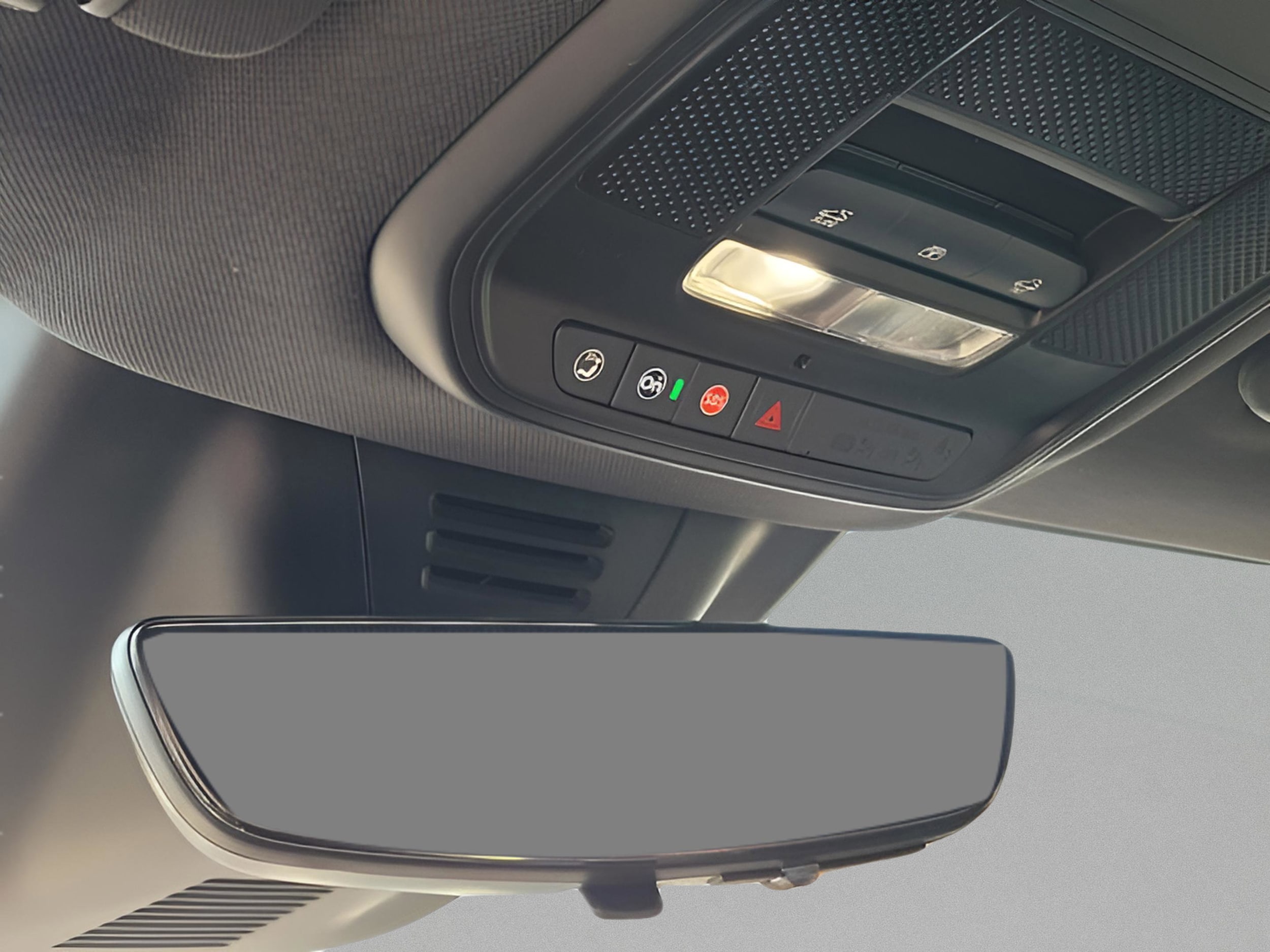 2025 Chevrolet Equinox EV RS - Photo 23