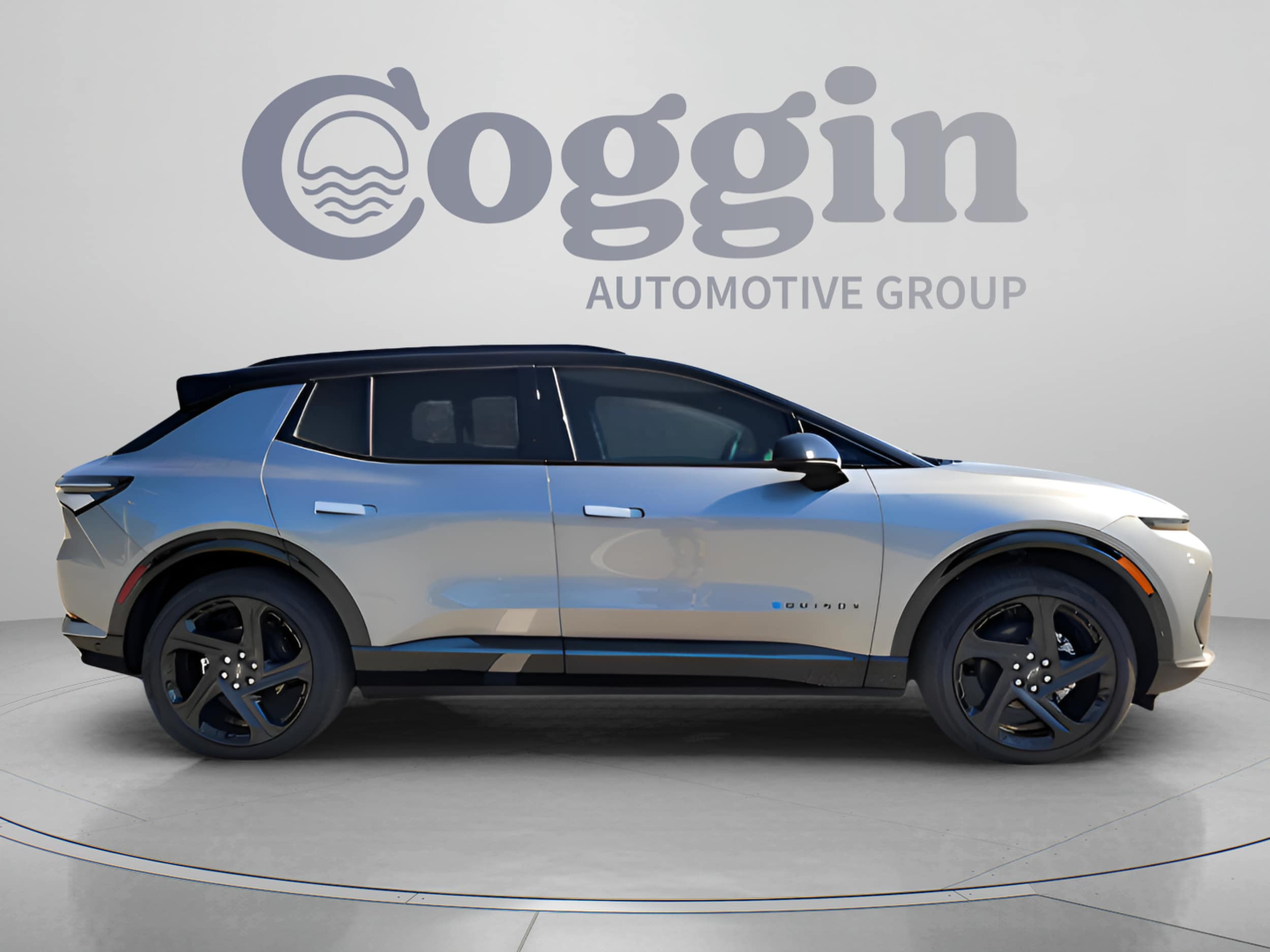 2025 Chevrolet Equinox EV RS - Photo 11