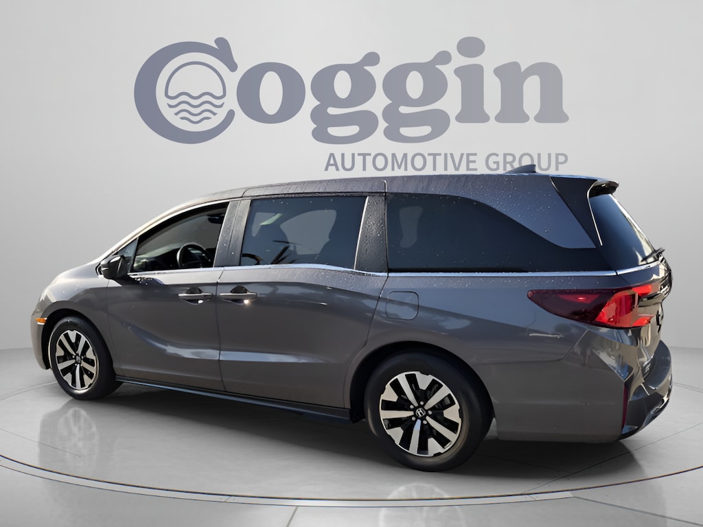 Used 2025 Honda Odyssey EX-L Van
