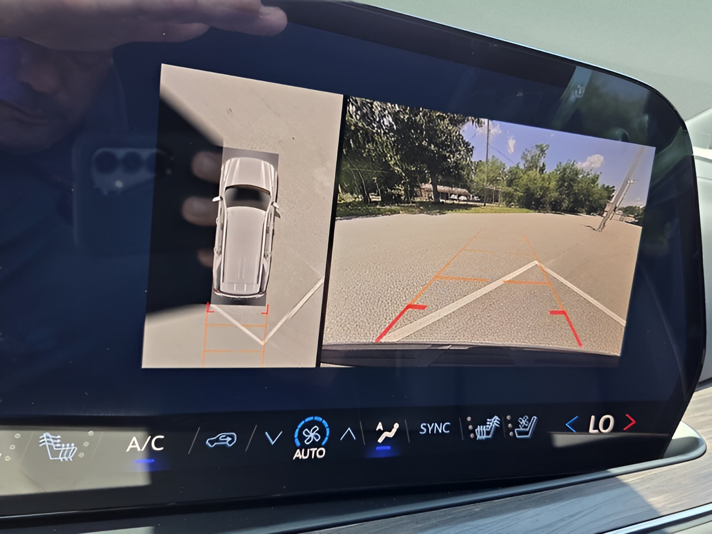2026 Chevrolet Tahoe Premier - Photo 22
