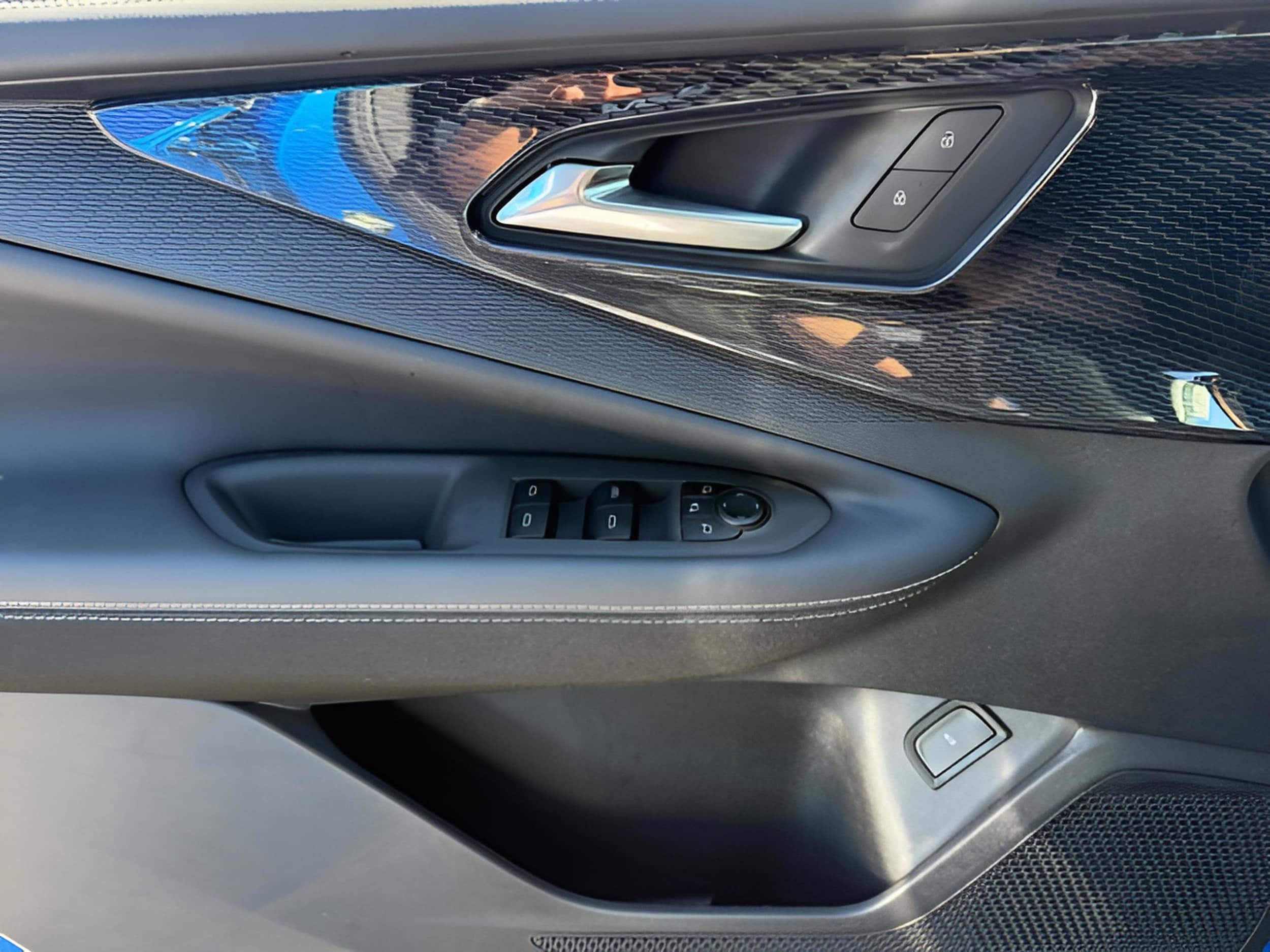 2026 Chevrolet Blazer EV LT - Photo 18