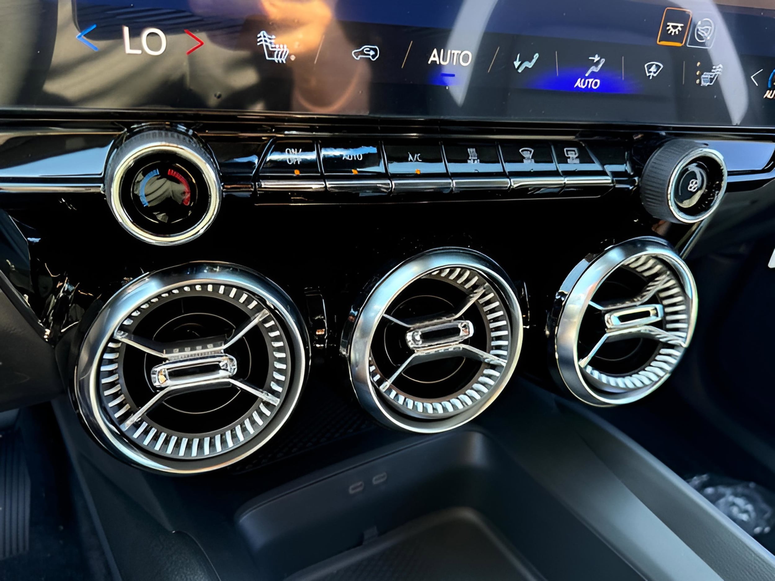2026 Chevrolet Blazer EV LT - Photo 21