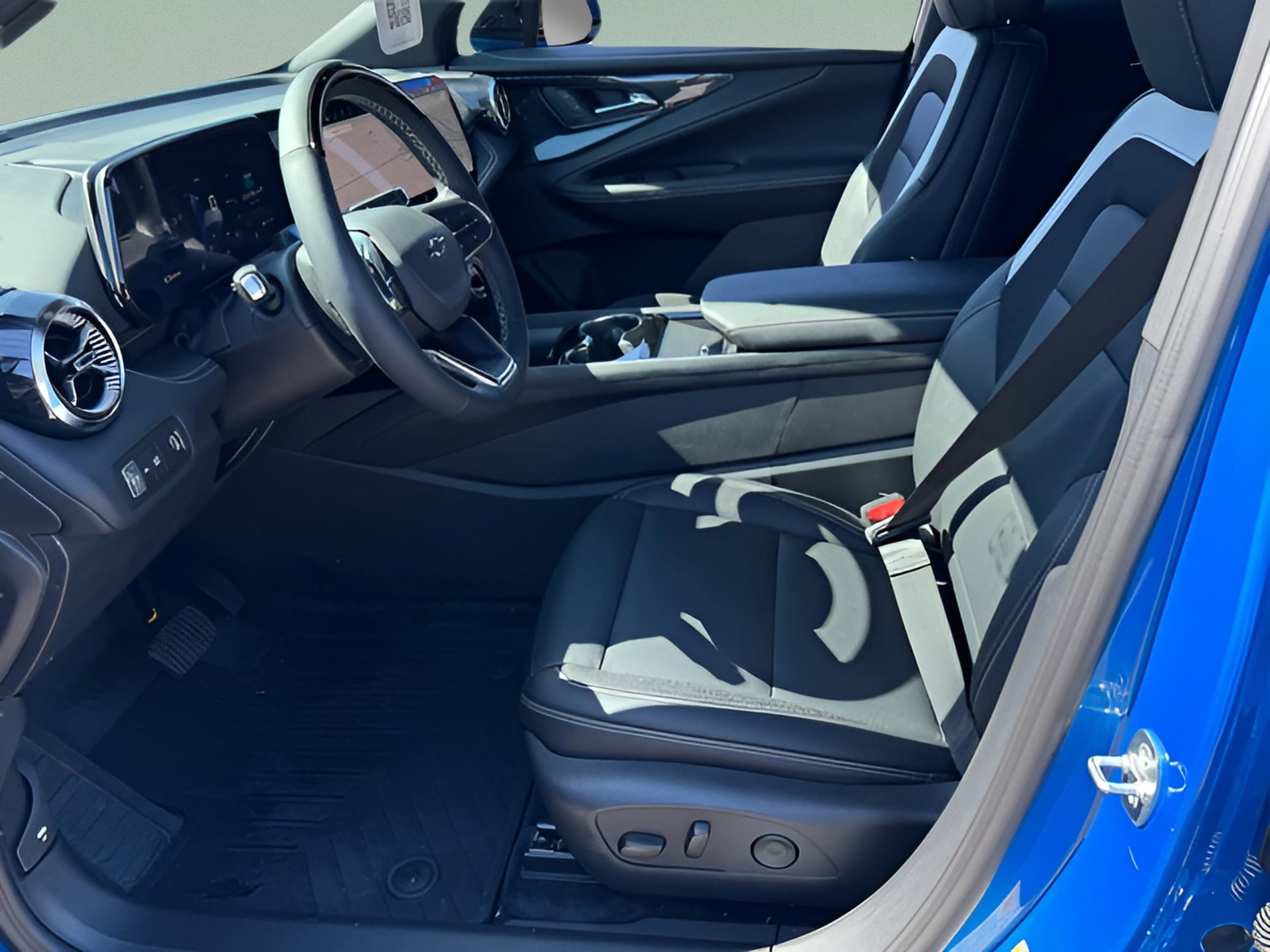 2026 Chevrolet Blazer EV LT - Photo 19