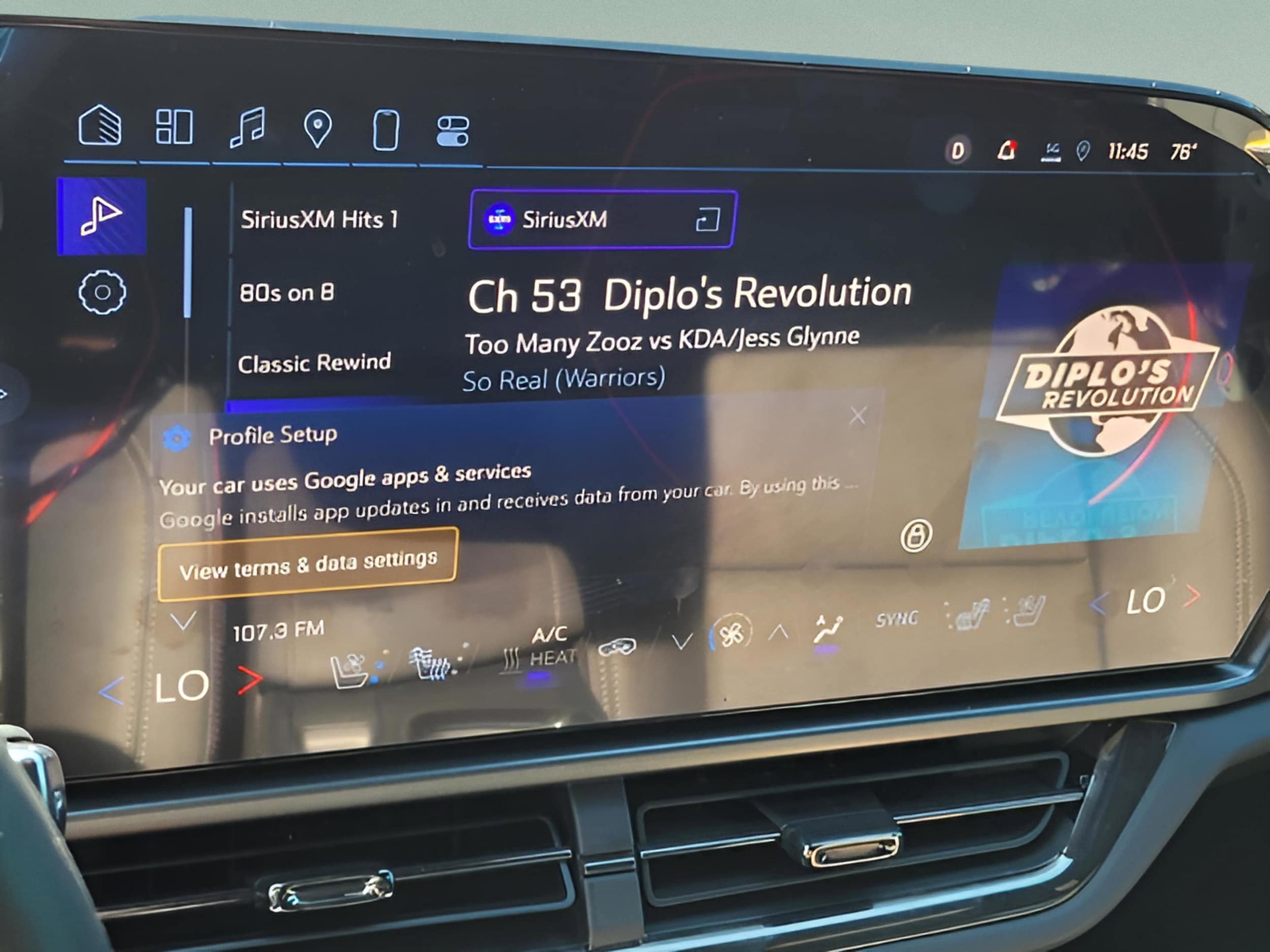 2025 Chevrolet Equinox EV RS - Photo 27