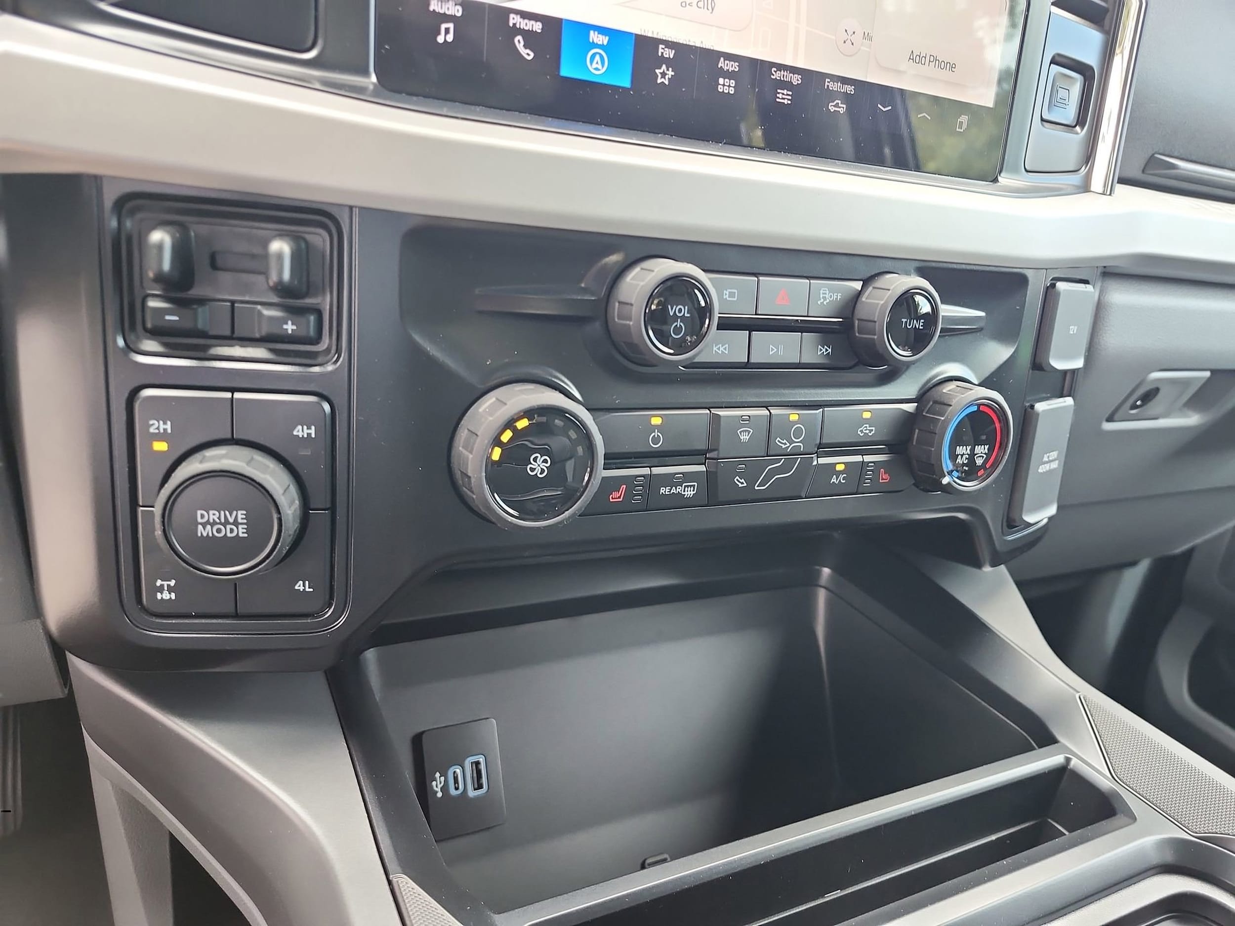 2026 Ford F-250 Super Duty XLT - Photo 27