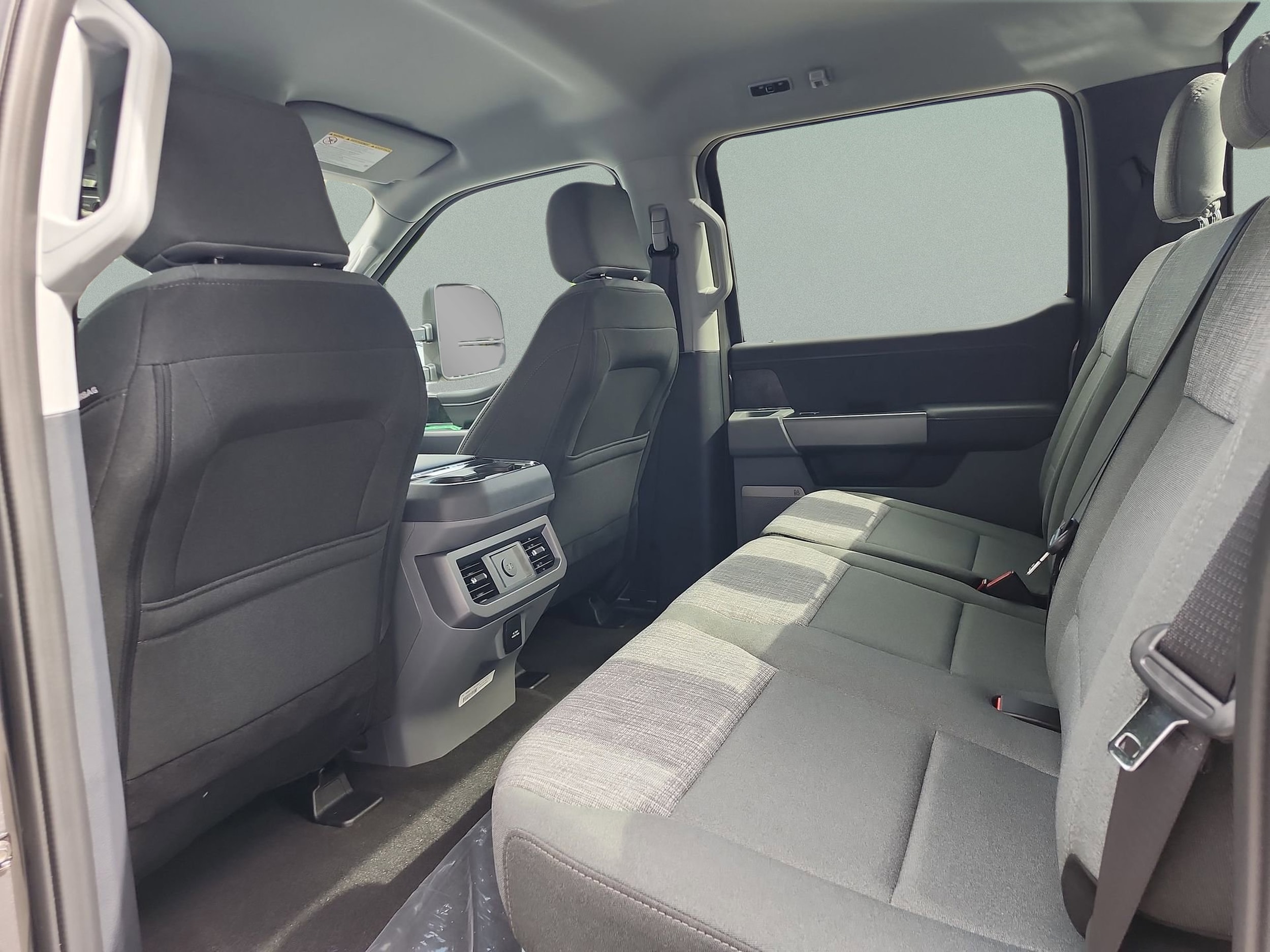 2026 Ford F-250 Super Duty XLT - Photo 17