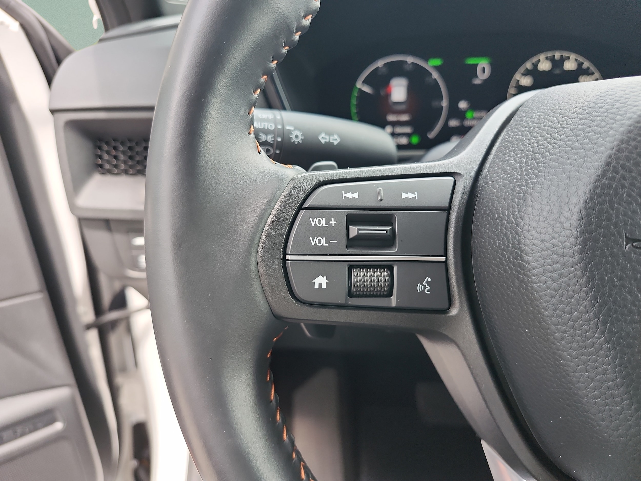 2025 Honda CR-V Sport-L - Photo 15