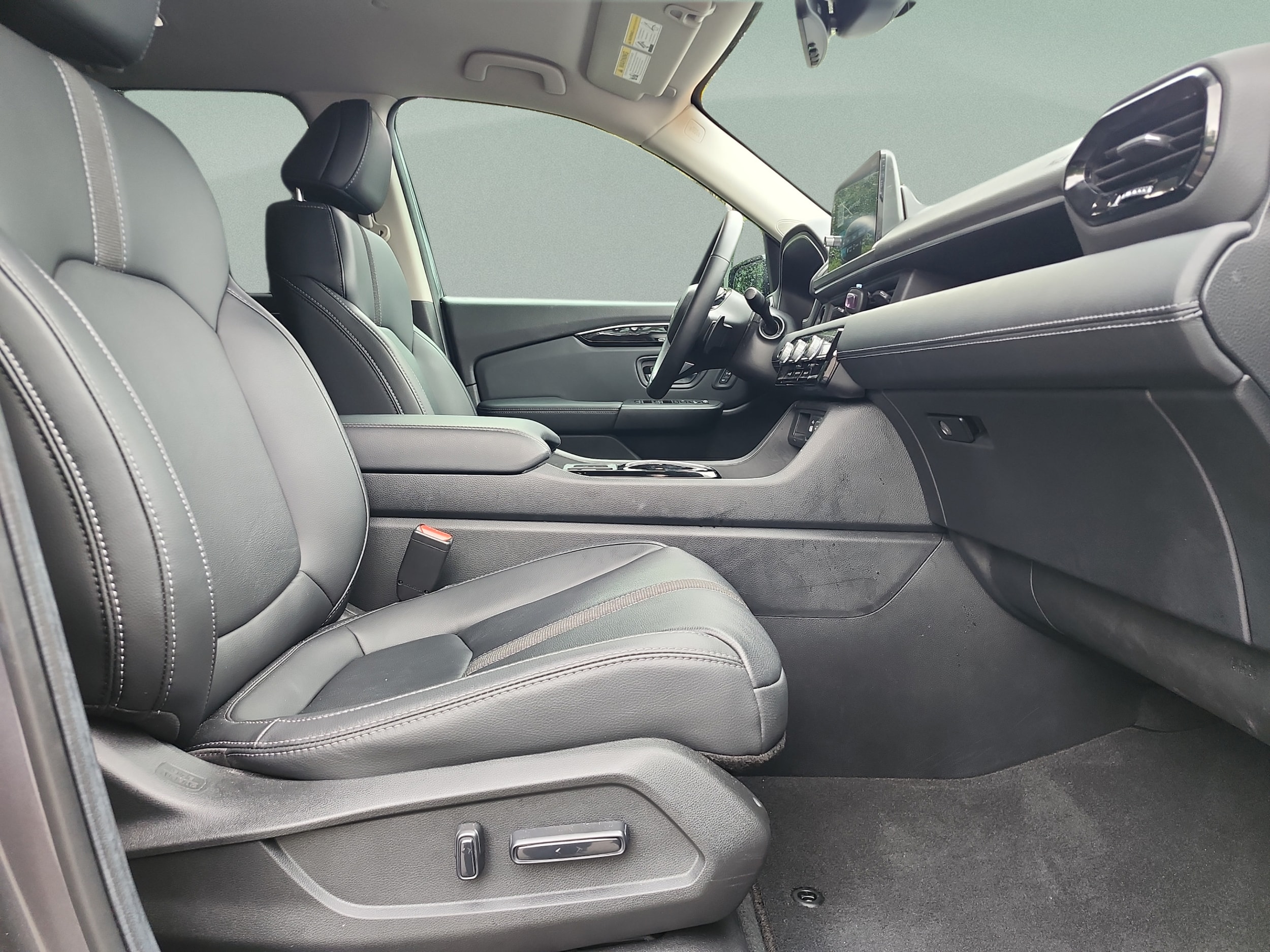 2025 Honda Pilot EX-L - Photo 22
