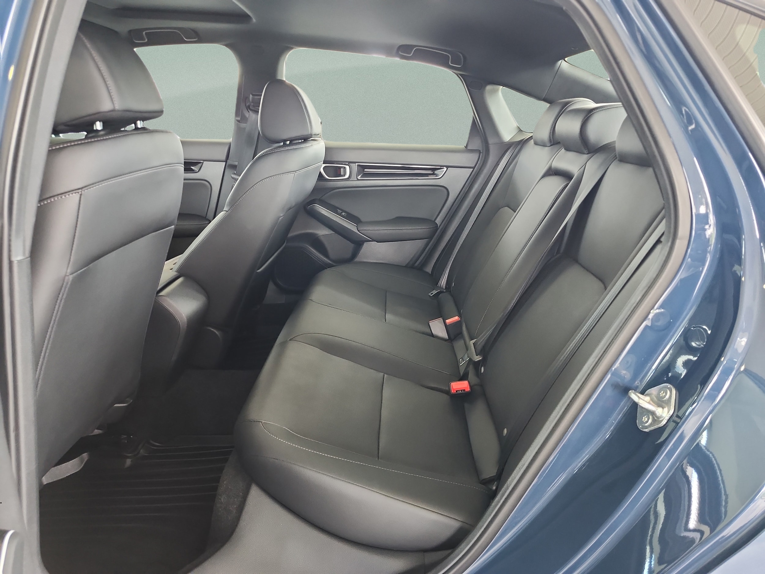 2025 Honda Civic Sport Touring - Photo 19