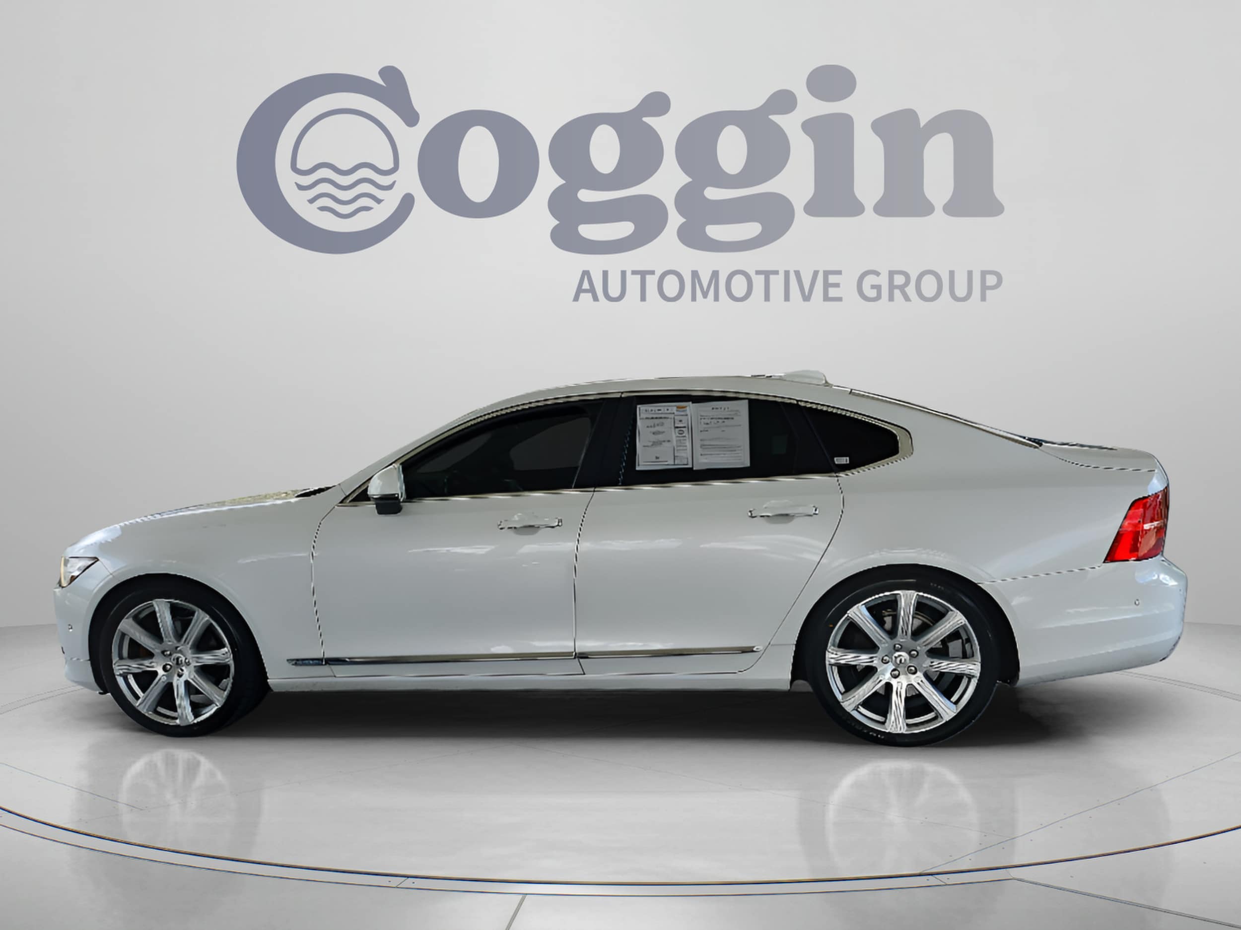 Used 2017 Volvo S90 Inscription with VIN YV1102AL7H1011182 for sale in Orange City, FL