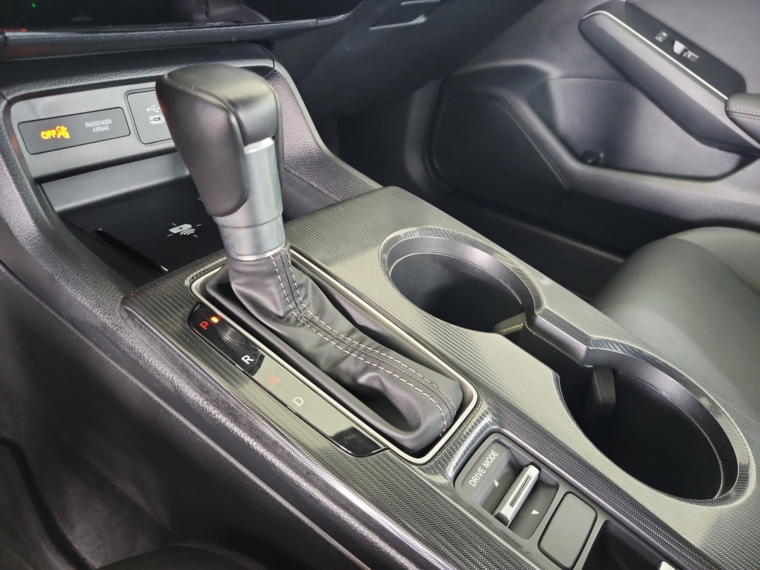 2025 Honda Civic Sport Touring - Photo 16