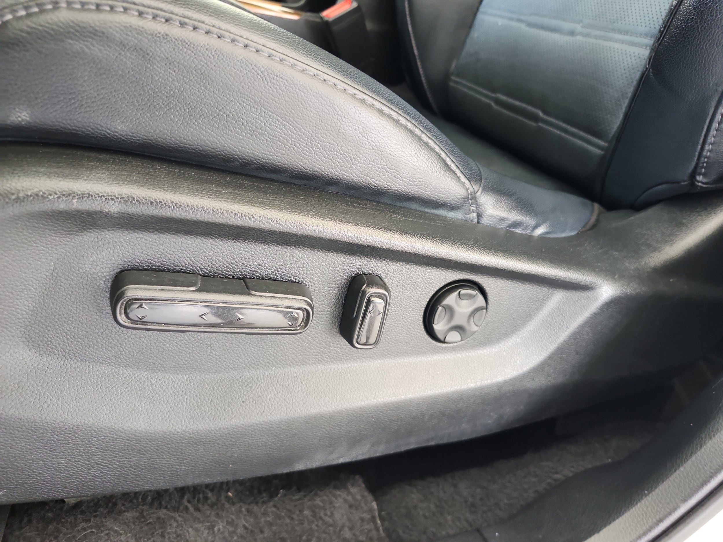 2020 Honda CR-V Touring - Photo 18
